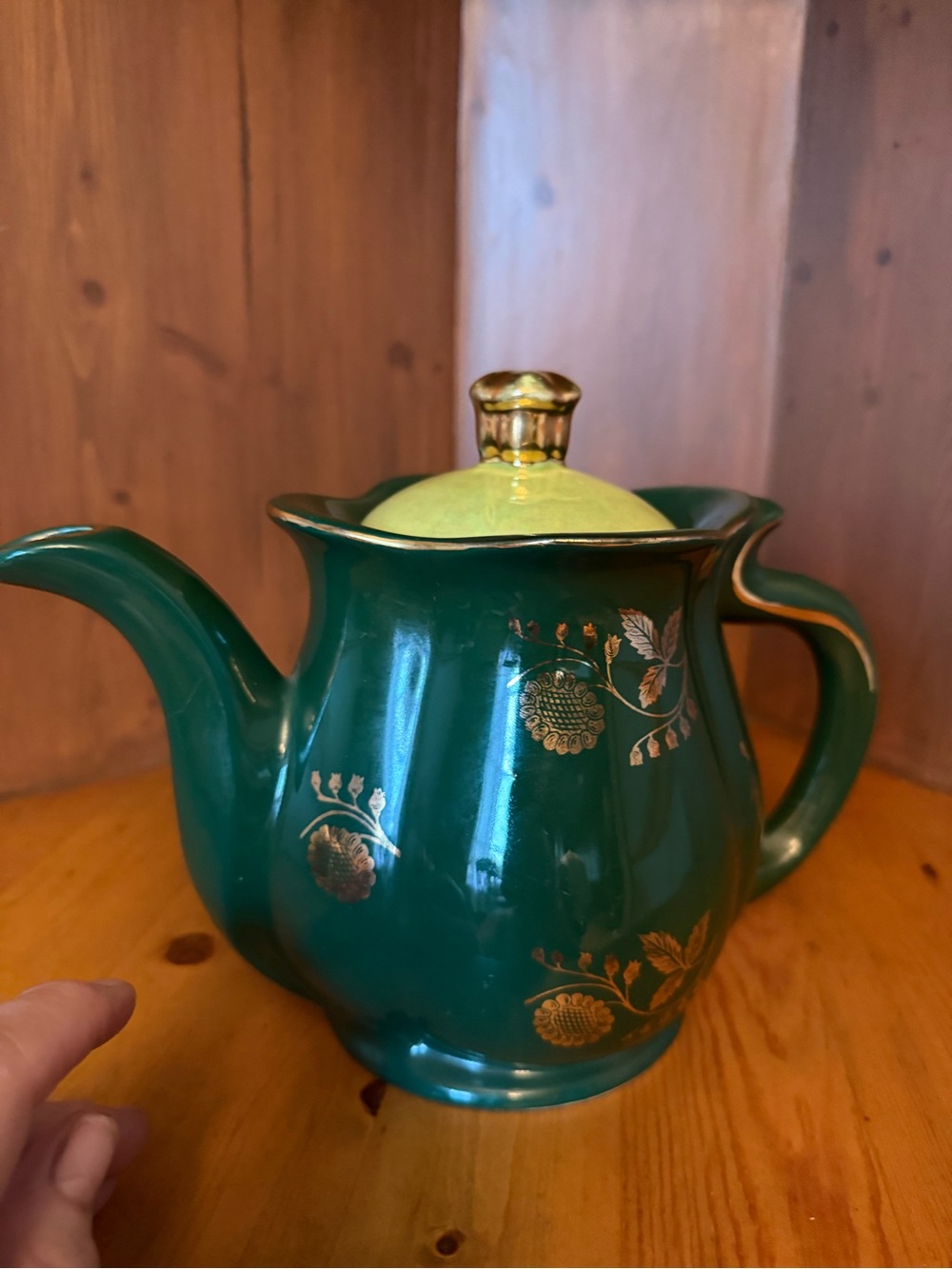 Pearl China Company vintage 22k gold-decorated green teapot